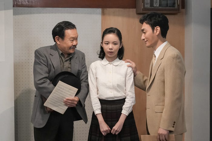 近藤芳正、趣里、草なぎ剛「ブギウギ」第72話(C)NHK