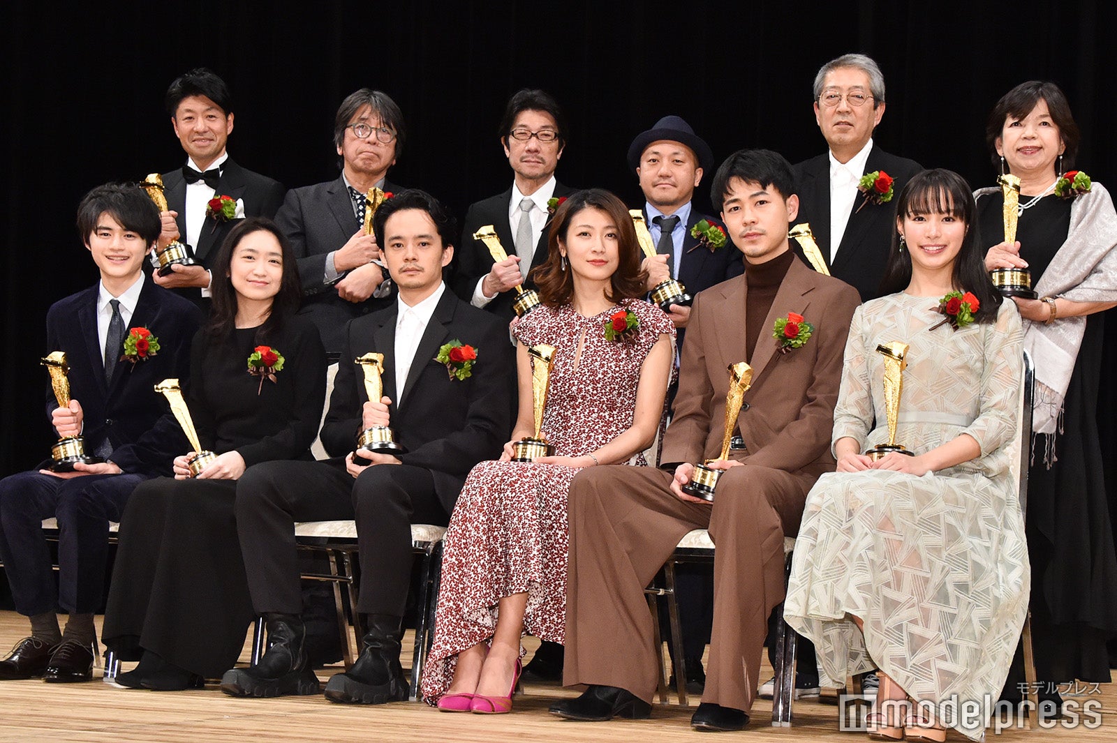 （前列左より）鈴鹿央士、池脇千鶴、池松壮亮、瀧内公美、成田凌、関水渚（後列左より）土合朋宏氏、森達也監督、阪本順治監督、白石和彌監督、荒井晴彦監督、三沢和子氏 （C）モデルプレス