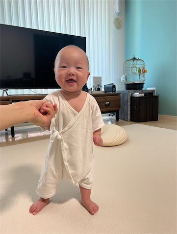 小林礼奈、次女の成長ぶりを公開「立つのが大好き」「よく男の子に間違われる」