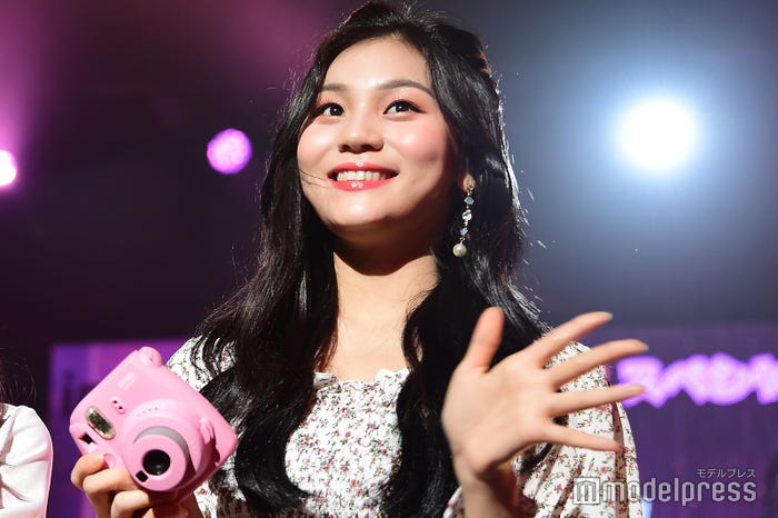 オムジ (C)モデルプレス