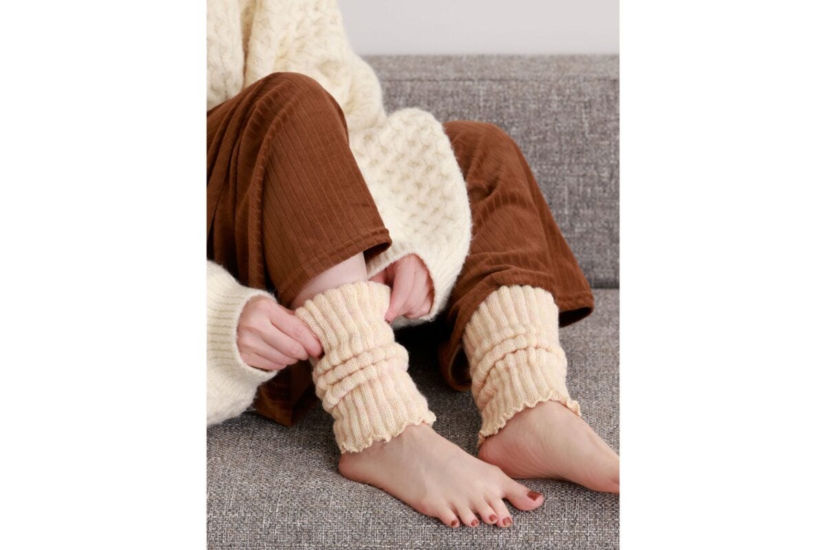 タビオの「アメリブゆったりルーム2wayウォーマー」