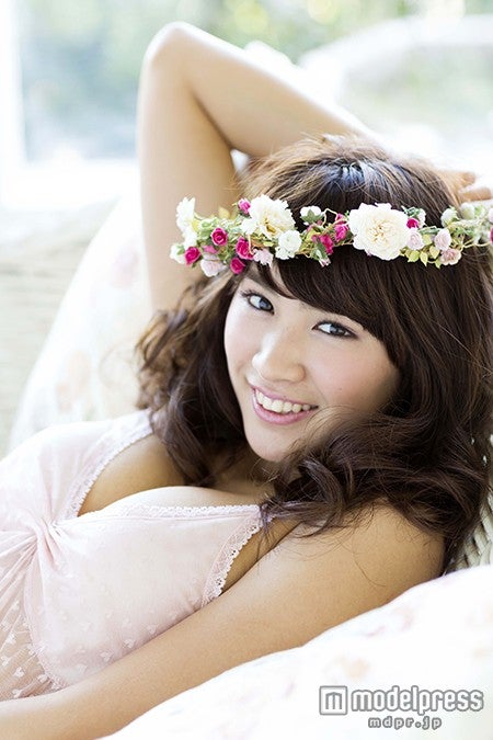 「久松郁実 2015年カレンダー」表紙