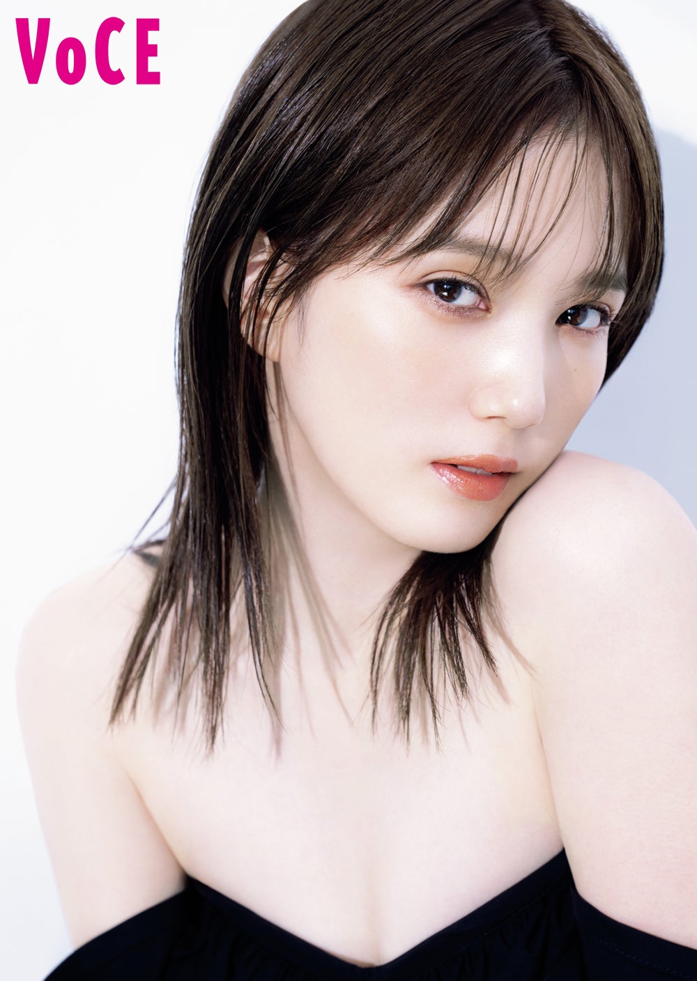 本田翼「コロナ太りで悩んでいた」ボディ論 「VOCE」初表紙で