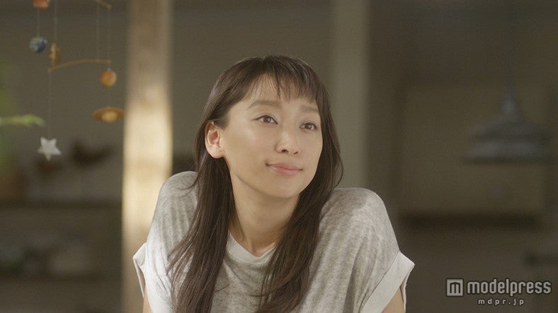 杏、“最愛の人”と乾杯で「不思議な感覚」 初タッグも実現