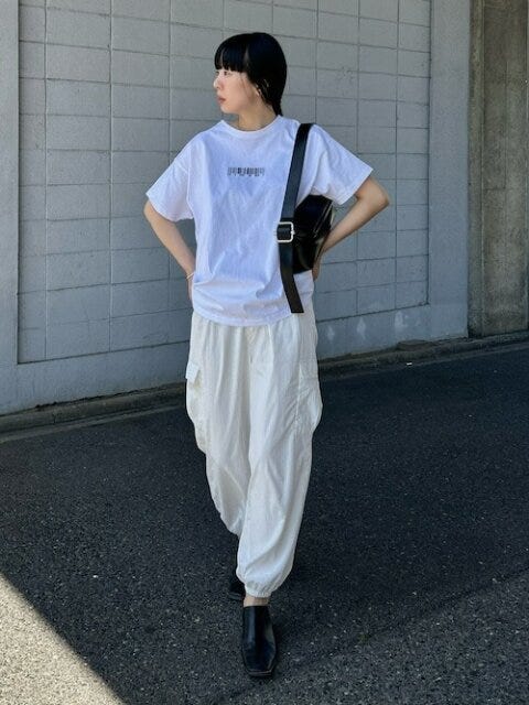 白Tシャツ　コーデ