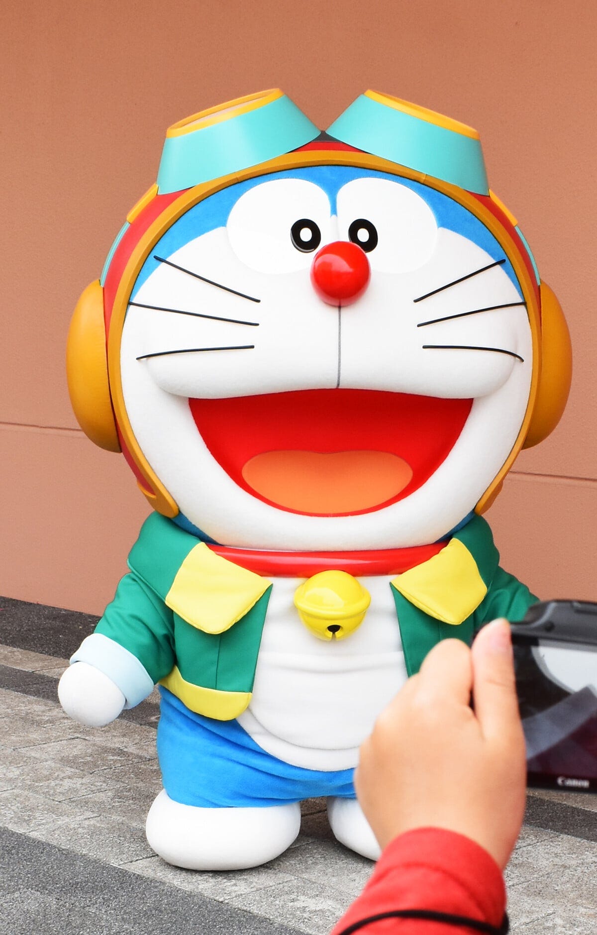 ドラえもんが記念撮影にも応じてくれます