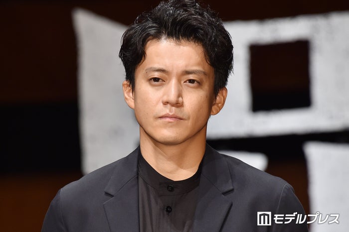 小栗旬の兄・小栗了、兄弟ショット公開に反響続々「そっくり」「素敵な写真」