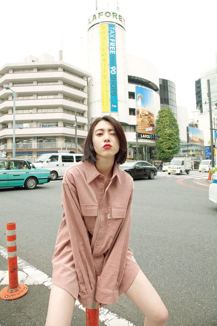 「みよしーくれっと」より 撮影/中里謙次(C)集英社