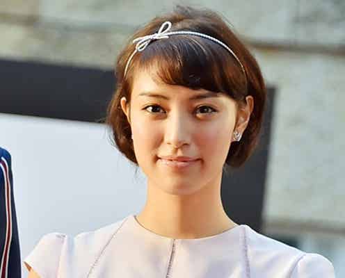 「non・no」モデル岡本あずさ「足が震えた」ミニドレスで美脚披露