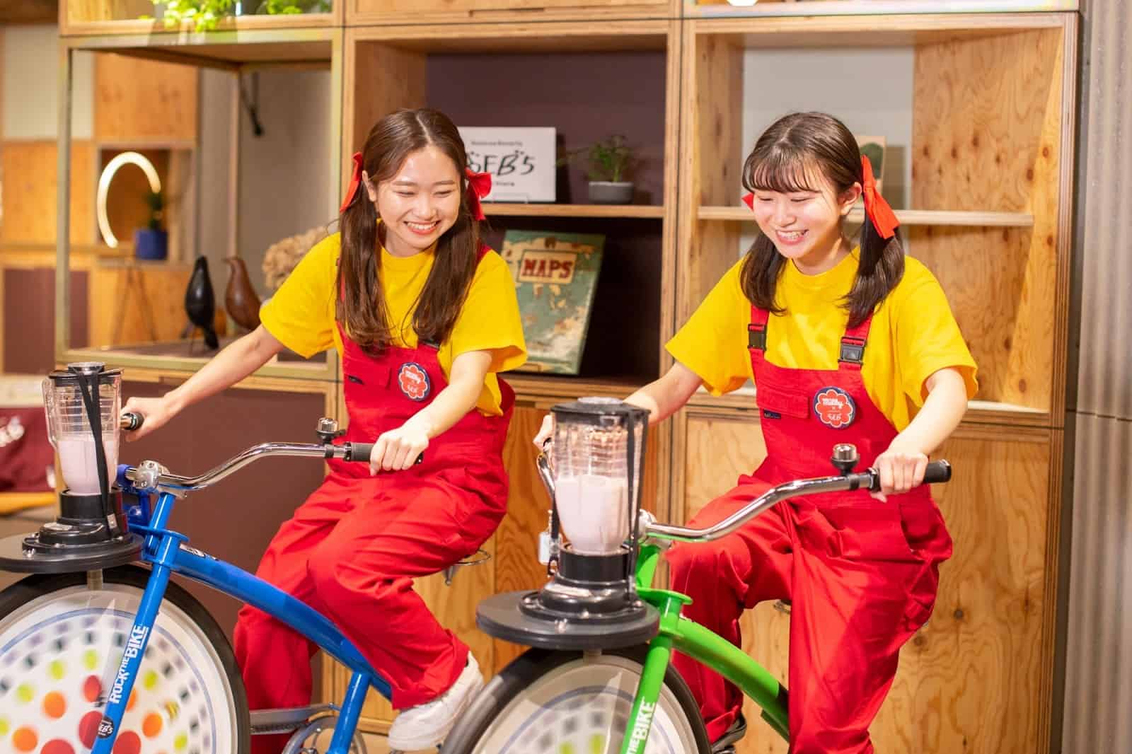 ＜BEB5土浦＞自転車で作る！ミルキースムージー／画像提供：星野リゾート