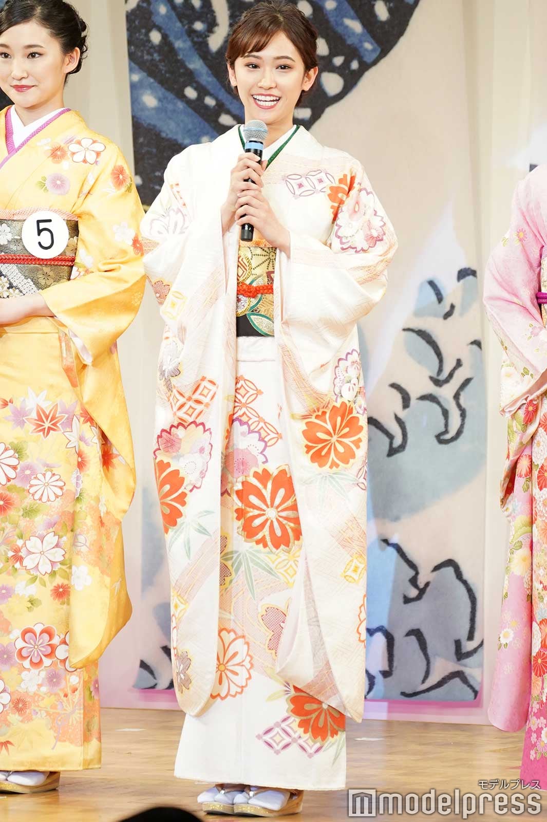 嶺百花さん （C）モデルプレス