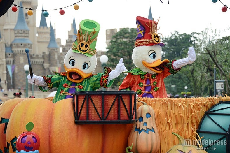 パレード「ハッピーハロウィーンハーベスト」／ルーイ、ヒューイ