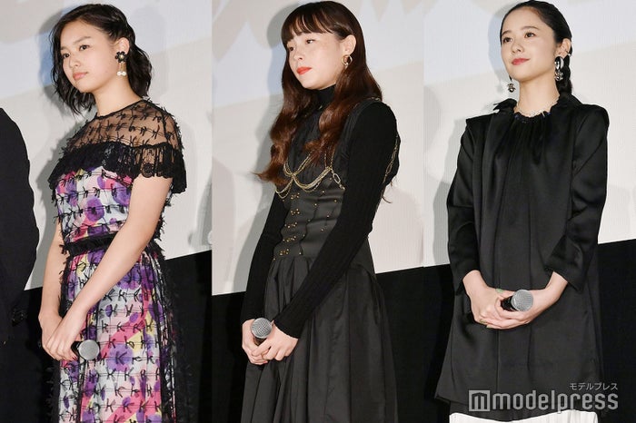 箭内夢菜、モトーラ世理奈、堀田真由 (C)モデルプレス