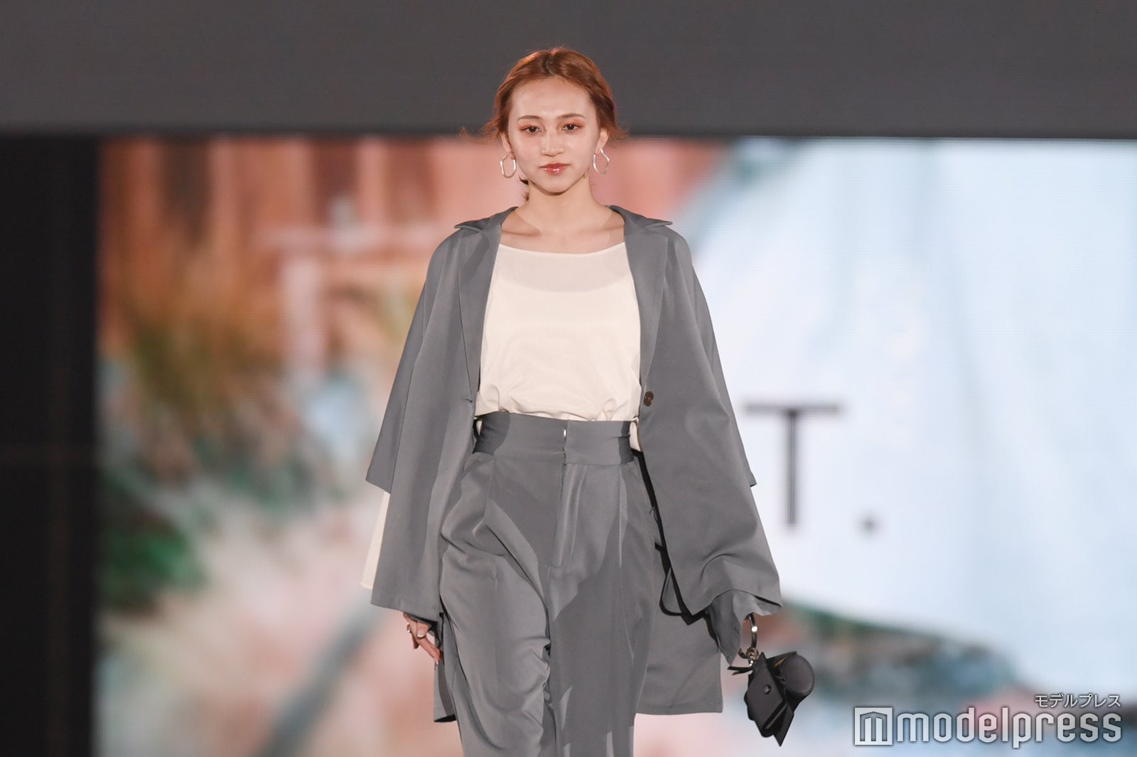 （C）モデルプレス