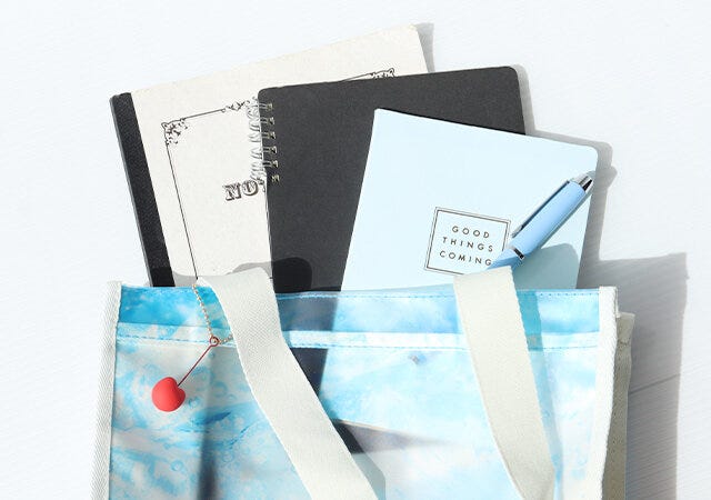 ムック本　ムック　付録　人気　おすすめ　オススメ　宝島社　宝島　レビュー　便利　優秀　当たり　最高　2023　旅する喫茶　トートバッグ　バッグ　トート　大容量　収納力　容量　荷物