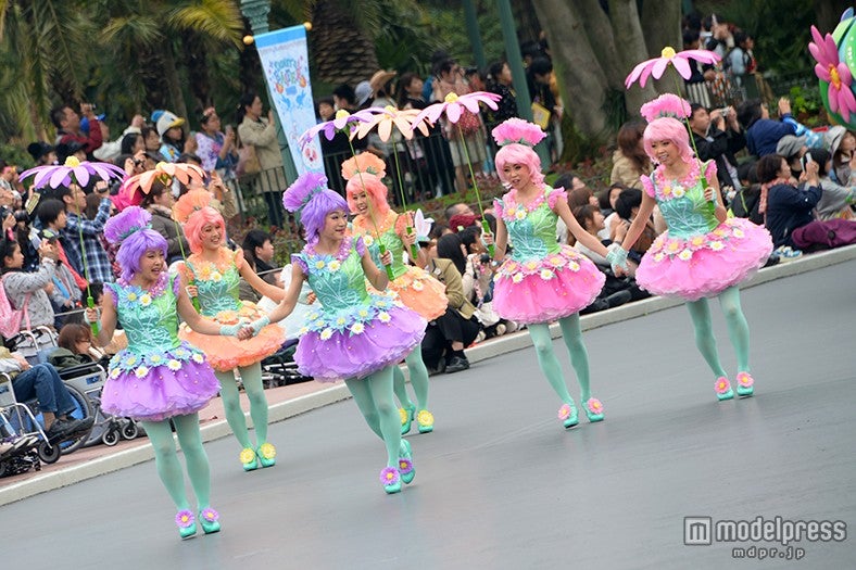 華やかなダンサー