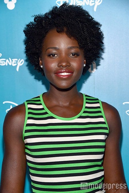 ルピタ・ニョンゴ(C)2015Lucasfilm Ltd.&TM.All Rights Reserved