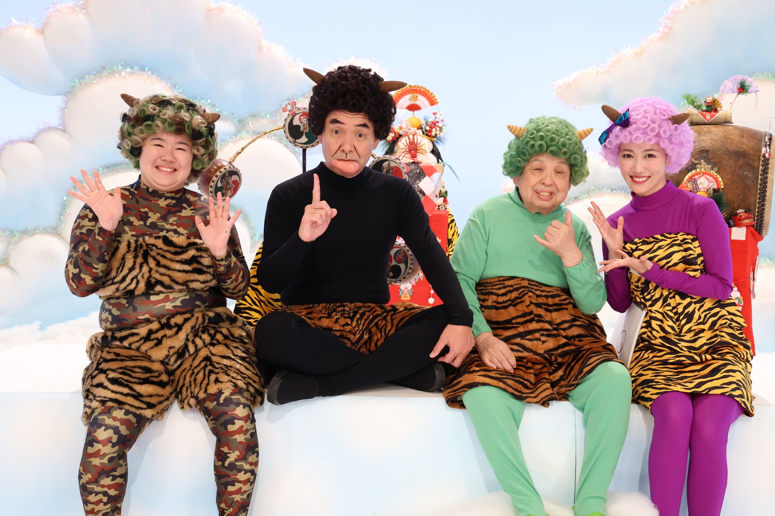 （左から）やす子、高木ブー、肥後克広、高城れに（C）フジテレビ