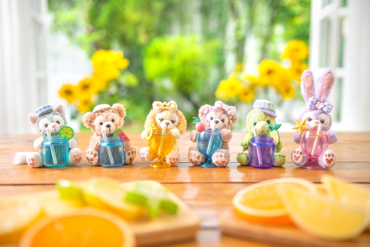 ぬいぐるみストラップ各2,100円（C）Disney