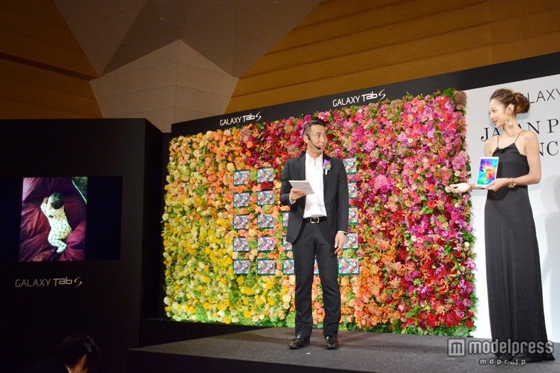 西山茉希、愛娘の写真を公開