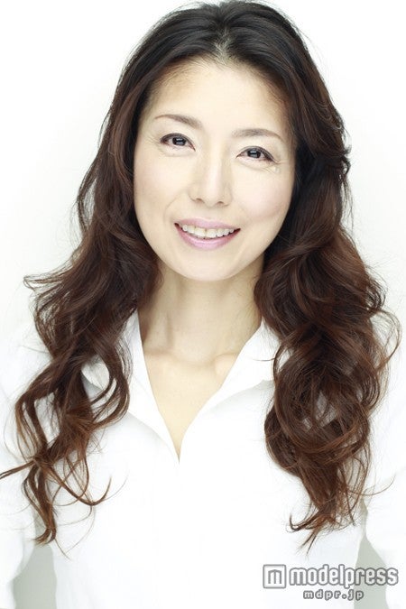 高橋ひとみ、結婚を発表　出会いから2ヶ月のスピード婚