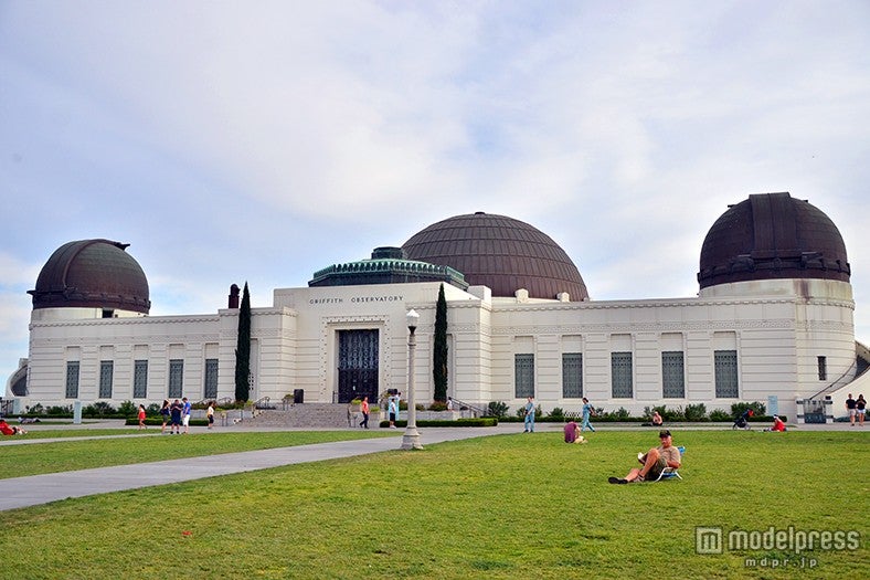 「グリフィス天文台」外観
