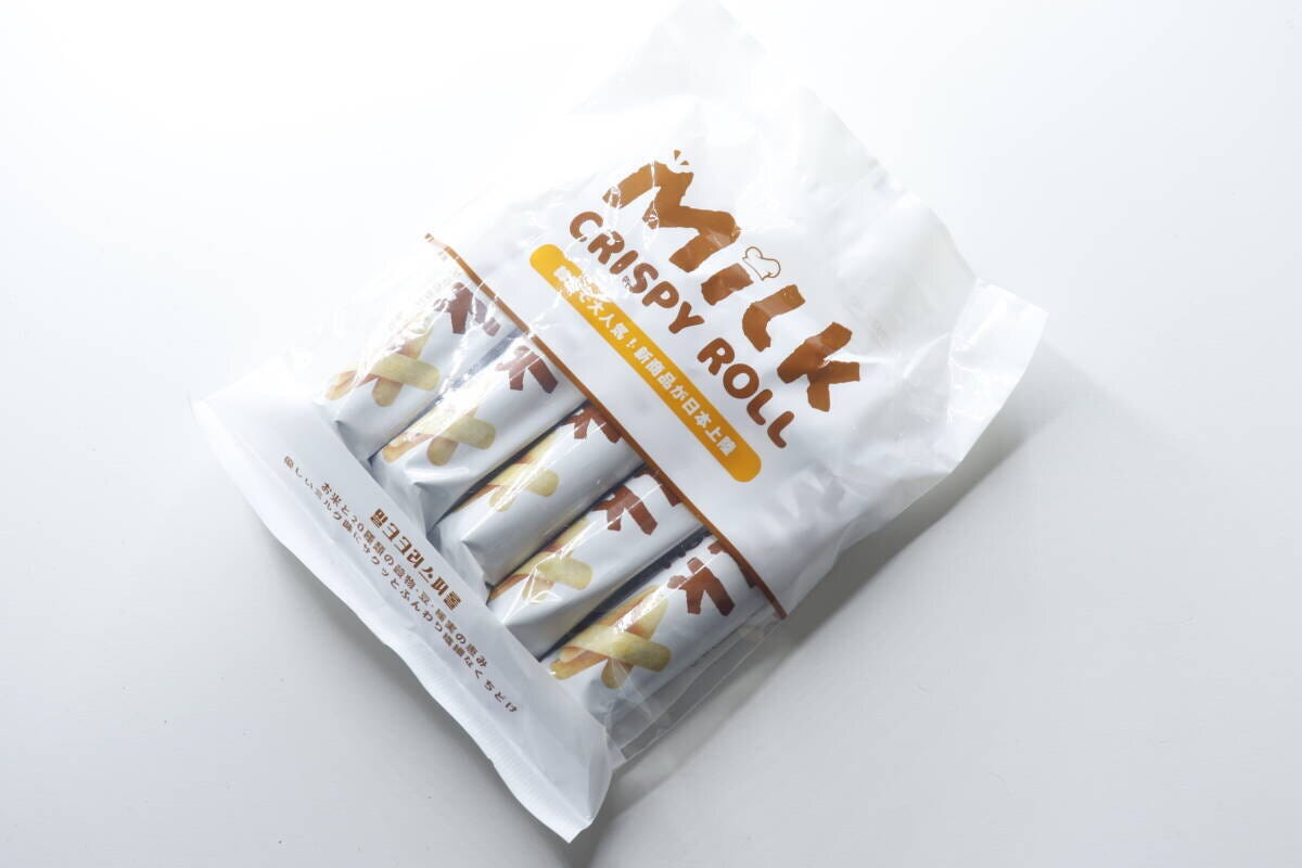斜めから見たミルククリスピーロールのパッケージ