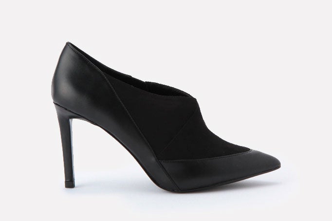 ヒールブーティ「CHARLES & KEITH」9,612円（税込）／画像提供：CHARLES & KEITH