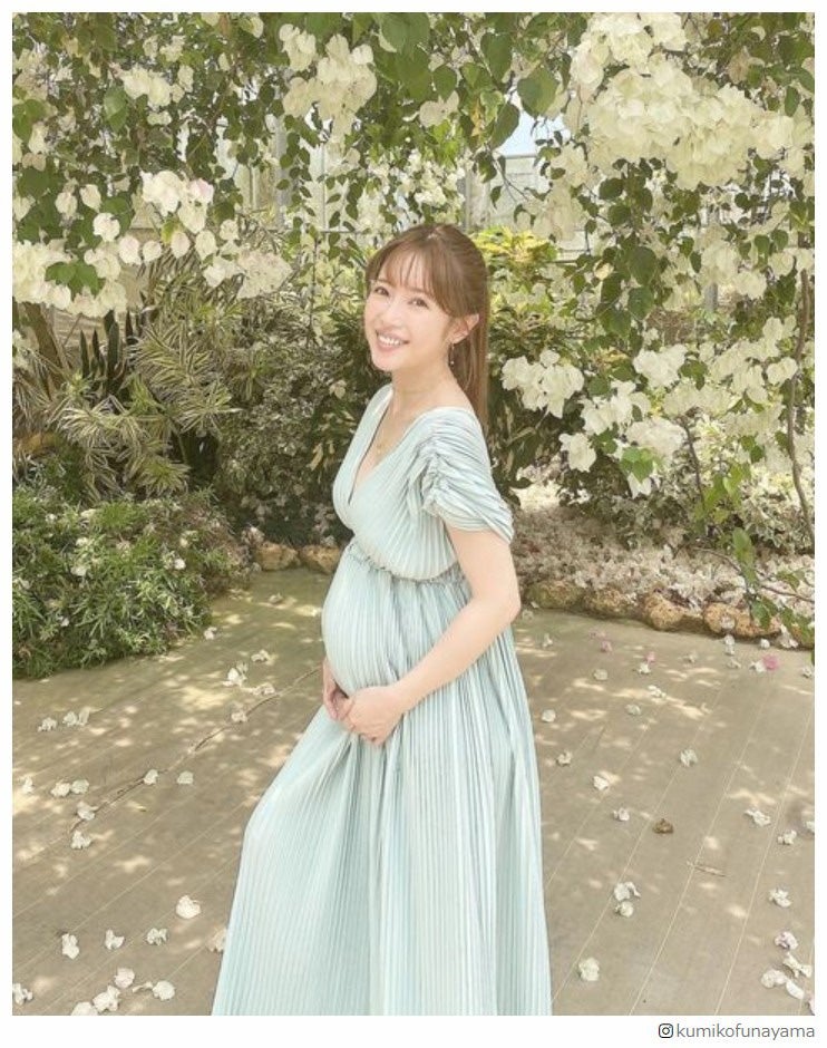 舟山久美子、妊娠後期のふっくらお腹披露「着々と大きくなっていってます」