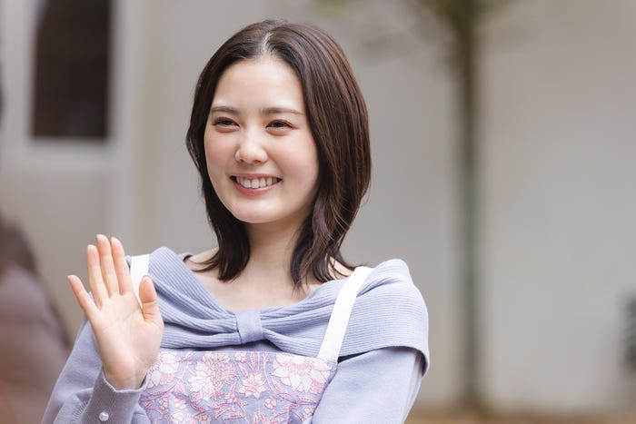 北香那「魔物(마물)」第1話(C)テレビ朝日・SLL