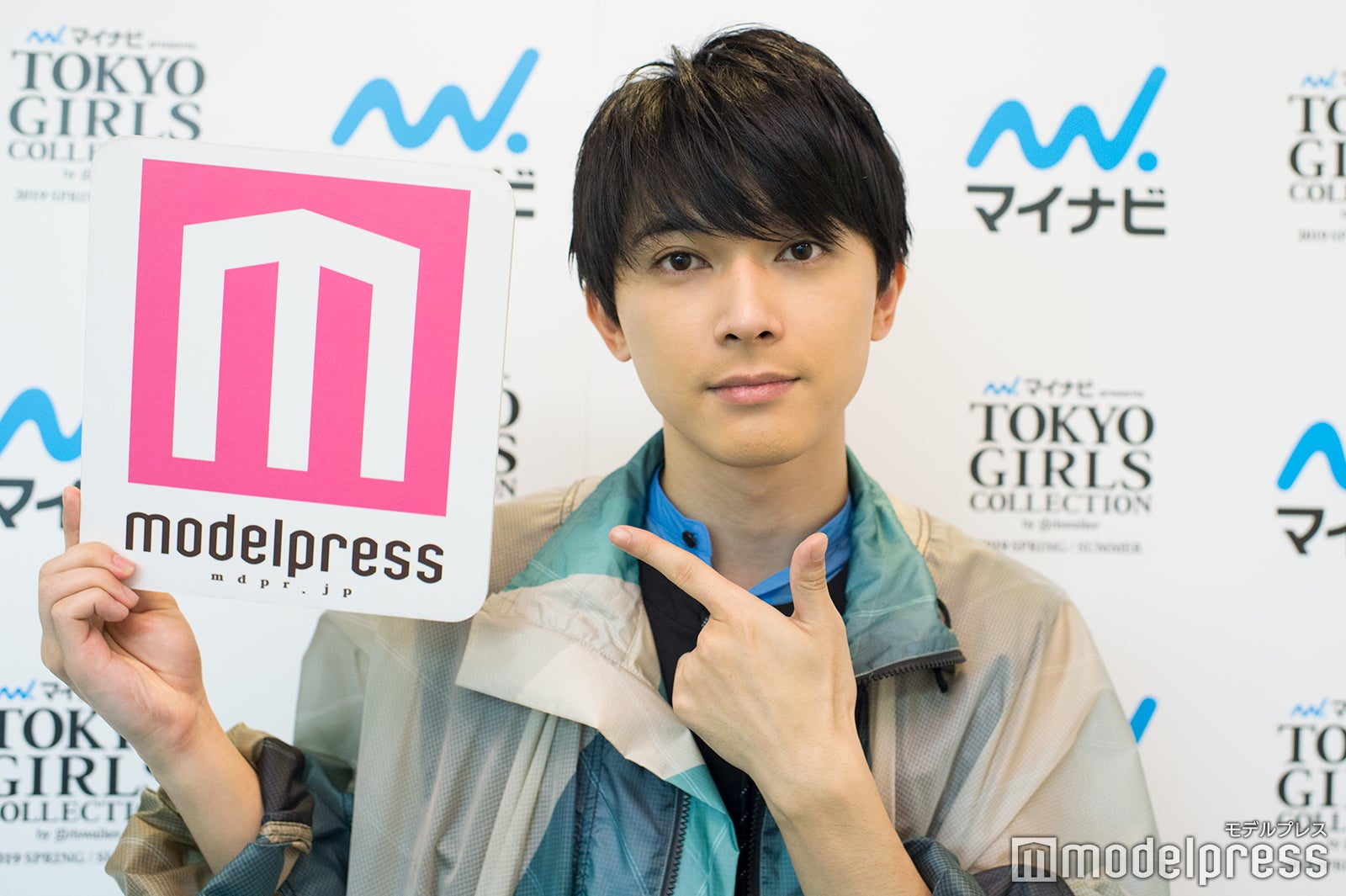 吉沢亮（C）モデルプレス