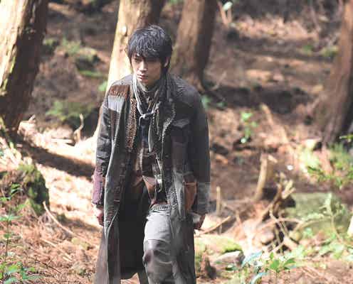 綾野剛主演ドラマ「大変すぎる」現場裏とは?「見事と言うしかない」姿をプロデューサー絶賛<インタビュー&ドラマ初出し場面写真>