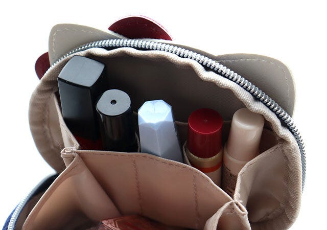 ブリルミーハローキティミニコスメポーチ仕切り