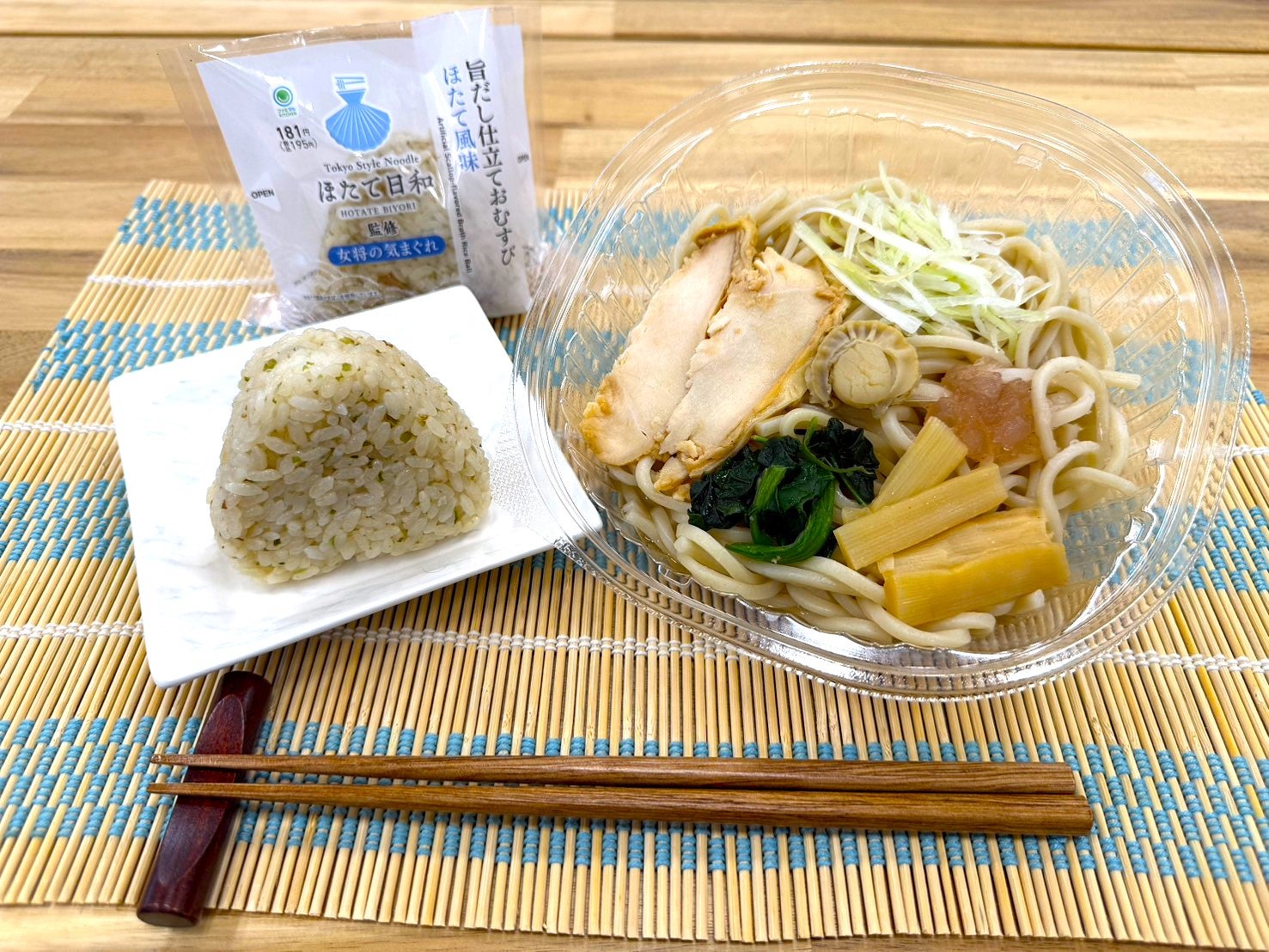 ファミマ関東限定で「ほたて日和」監修の冷やしラーメン＆おむすび 秋葉原の行列店の味