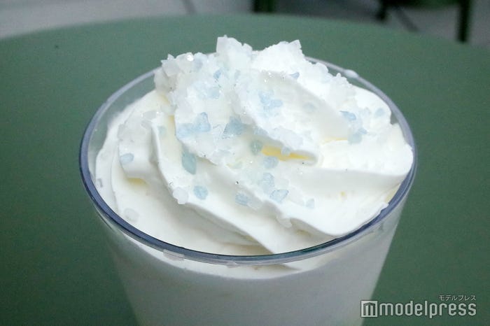 マカダミア ホワイトスノー チョコレート フラペチーノ(C)モデルプレス