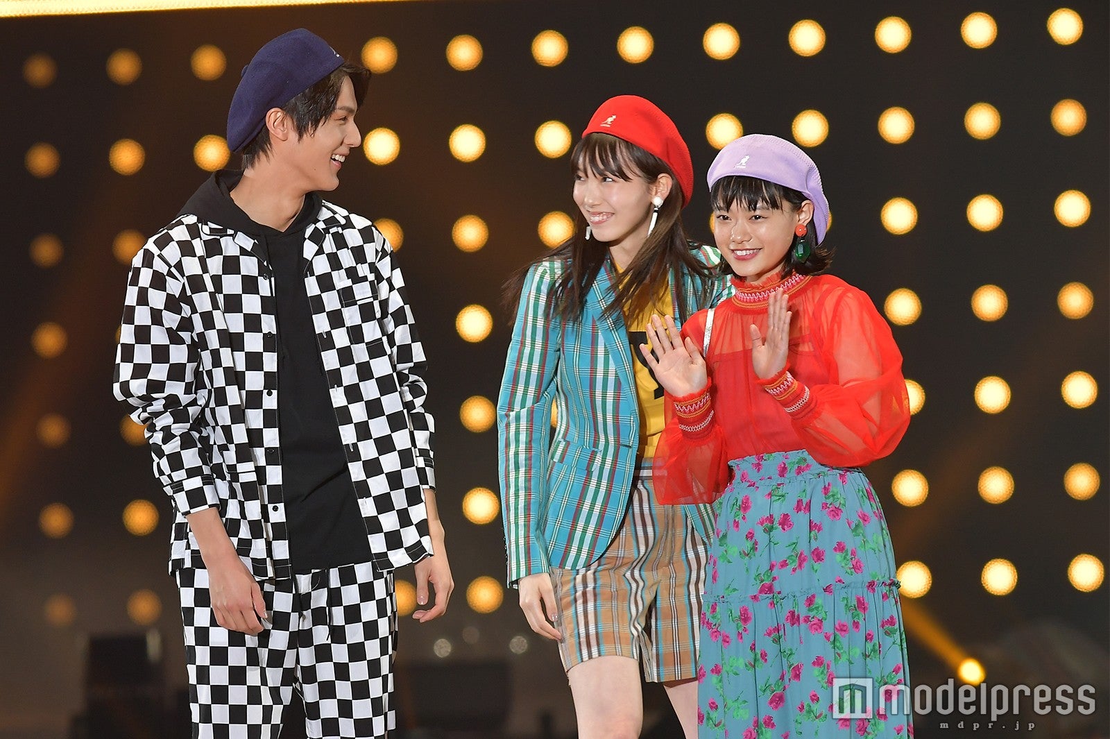 中川大志、飯豊まりえ、杉咲花（C）モデルプレス