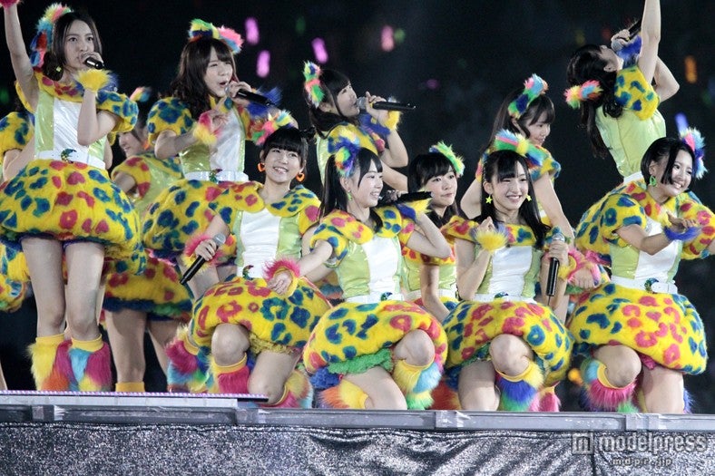「AKB48 2013真夏のドームツアー～まだまだ、やらなきゃいけないことがある～」福岡公演1日目より（C）AKS