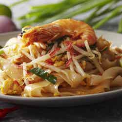 もちもち食感のタイ風焼そば“パッタイ”専門店「マンゴツリーキッチンパッタイ」丸の内に初出店/画像提供:ミールワークス