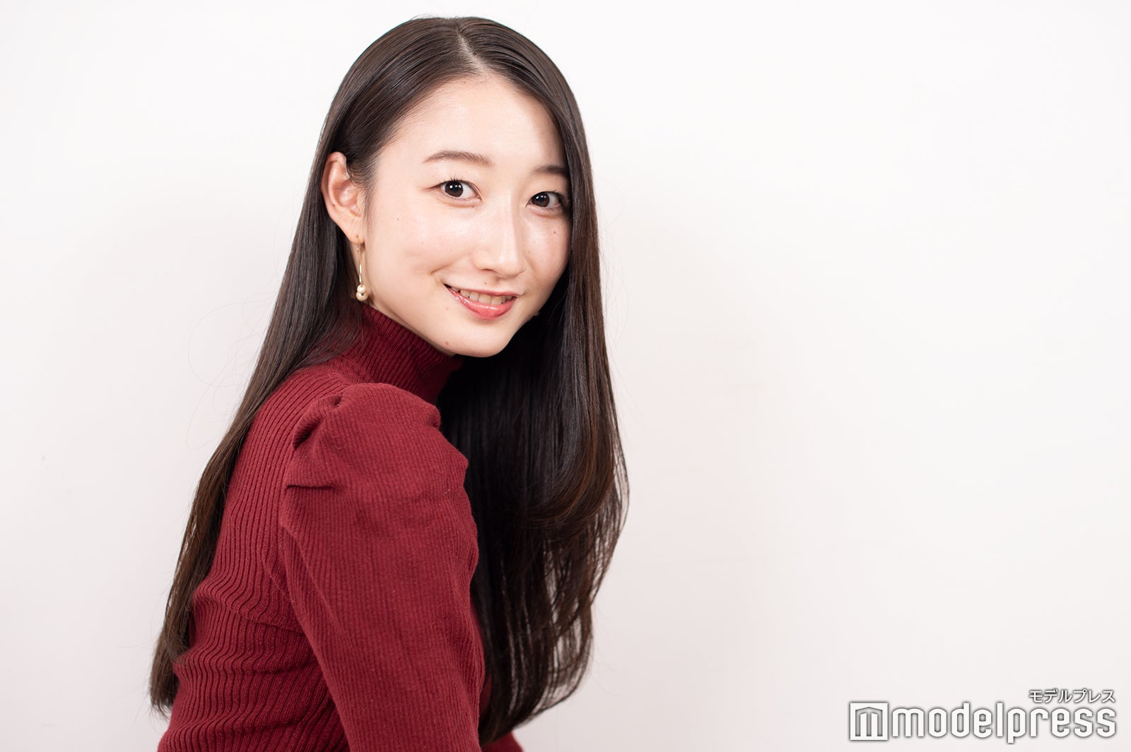 渋谷栞南（C）モデルプレス