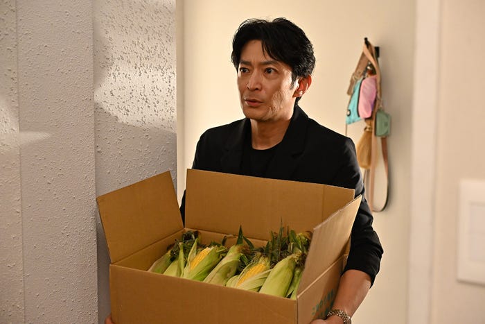 津田健次郎「西園寺さんは家事をしない」第10話より(C)TBS