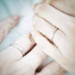 結婚指輪を公開／神田沙也加オフィシャルブログ（Ameba）より