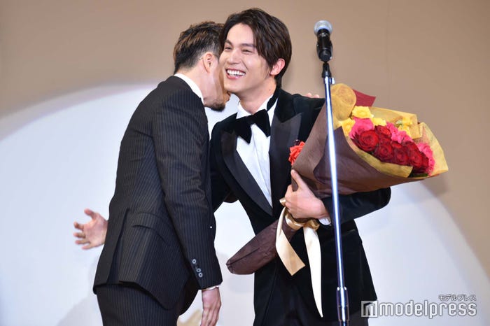 小栗旬、中川大志 (C)モデルプレス