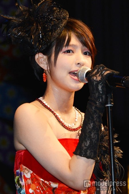 「『ECO EDO 日本橋』ダイナースクラブ アートアクアリウム2013～江戸・金魚の涼～」のレセプションパーティーに出演した日南響子（アーティスト名義・珠麟）