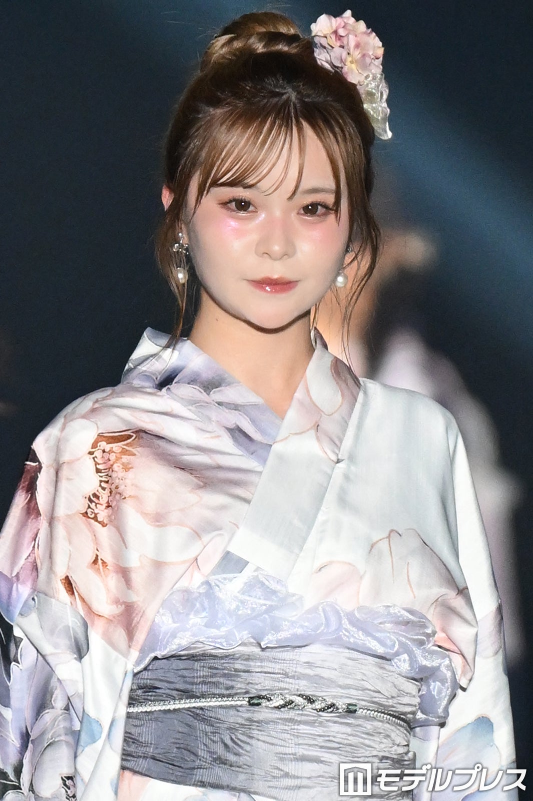 さくら、ホワイト浴衣×アップヘアでキュートに決める「いつもと雰囲気違う」「小顔際立つ」【TGC新潟2026】