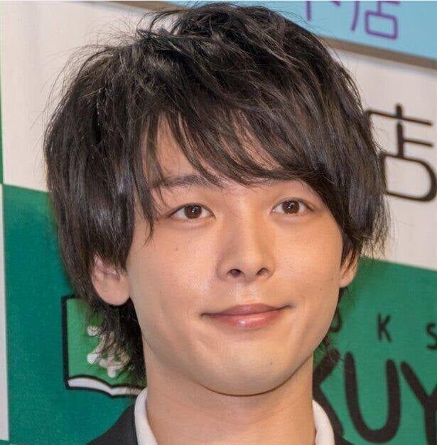 中村倫也 ナナナ人形で遊ぶかわいらしい姿に反響 かわいい 手がきれい 珈琲いかがでしょう モデルプレス 中村倫也 ナナナ人形で遊ぶかわいらしい姿に反響 かわいい 手がきれい 珈琲いかがでしょう モデルプレス
