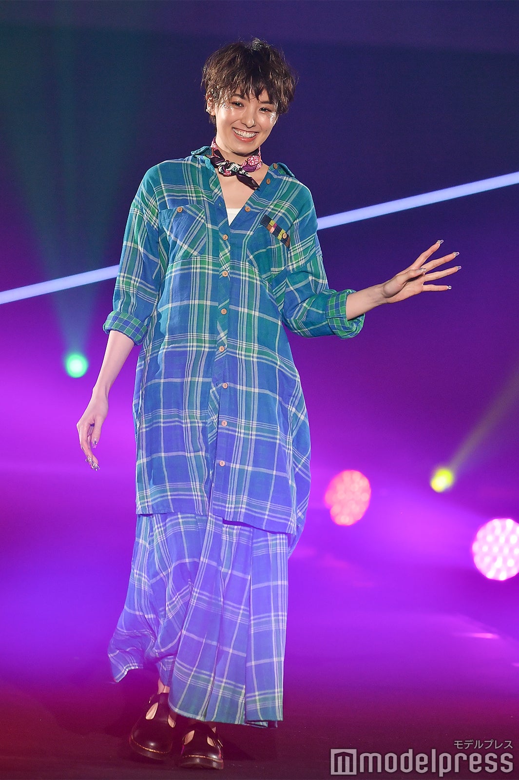 （C）モデルプレス