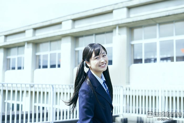 佐々木彩夏(C)2015「幕が上がる」製作委員会