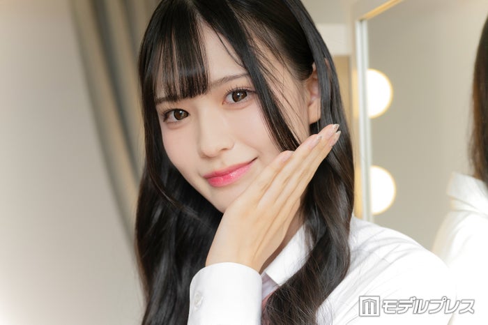 「今日好き」出演JKゆあん、“彼氏撮影”私服ショットで美脚披露「可愛すぎる」の声