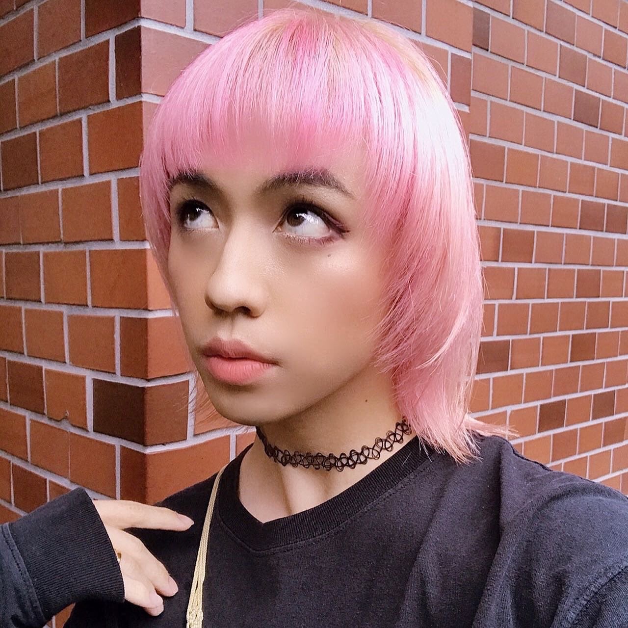 りゅうちぇる、ピンク髪にガラリイメチェン「お洒落」「似合ってる」と反響