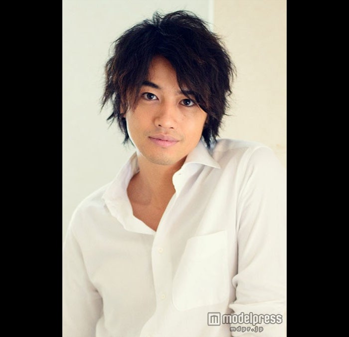 「第87回アカデミー賞授賞式」のレッドカーペット・ナビゲーターを務める斎藤工【モデルプレス】